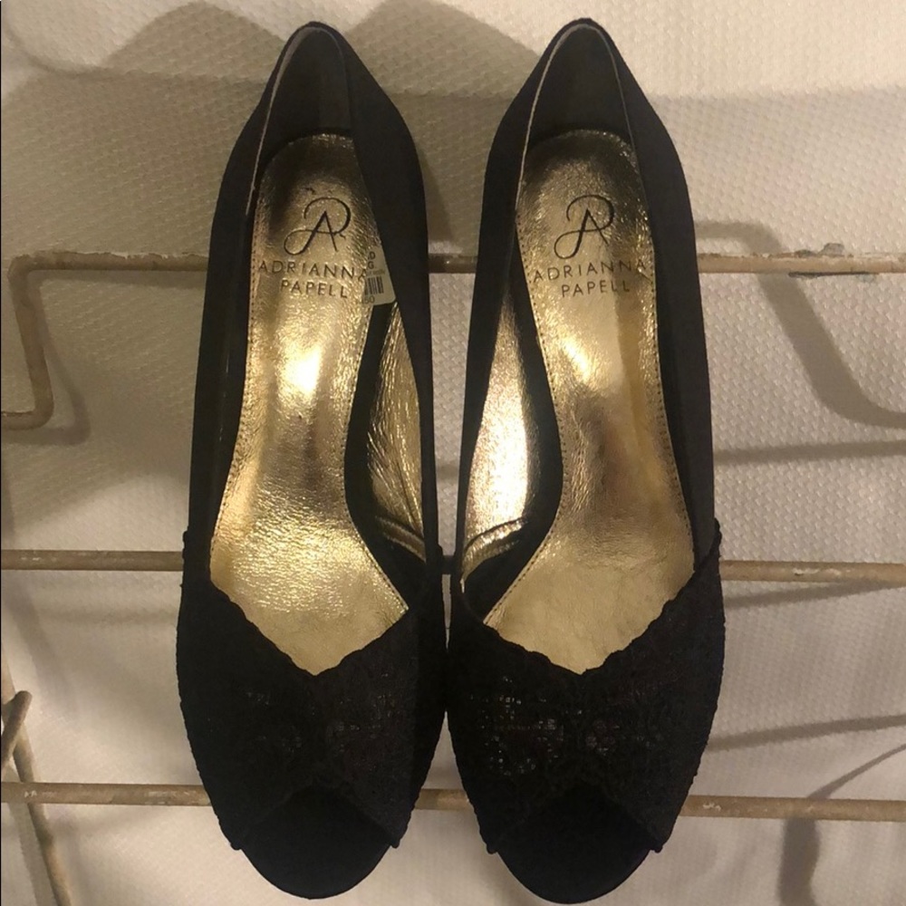 Shoes brand new
